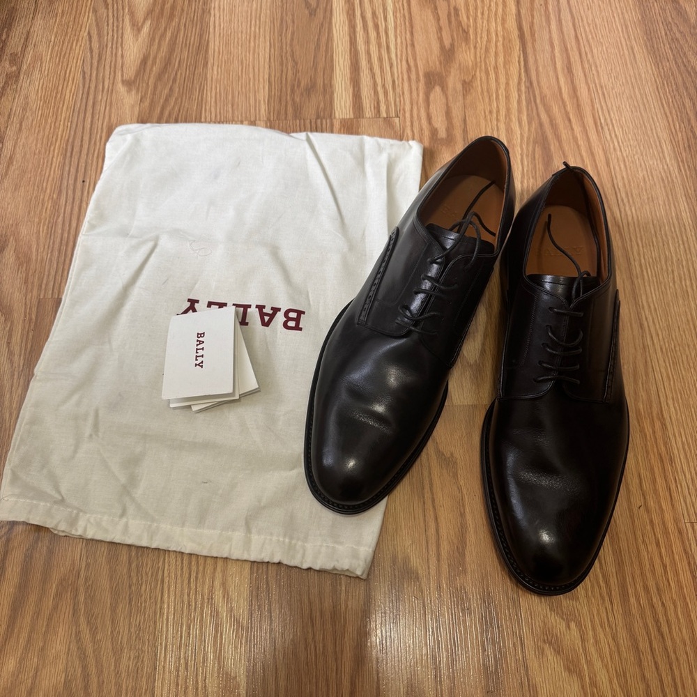 Bally Men's Classic Black Oxfords